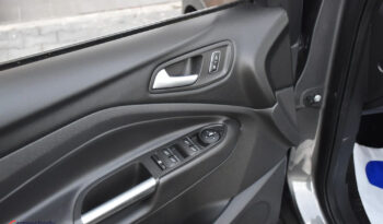 FORD Kuga  | 4×4 (doł. automatycznie) | Automatyczna | 136 KM | Szary full