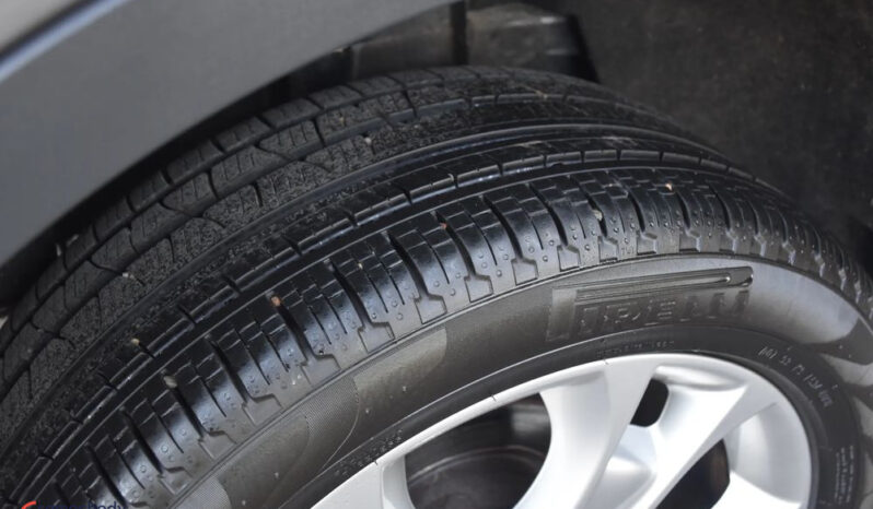 FORD Kuga  | 4×4 (doł. automatycznie) | Automatyczna | 136 KM | Szary full