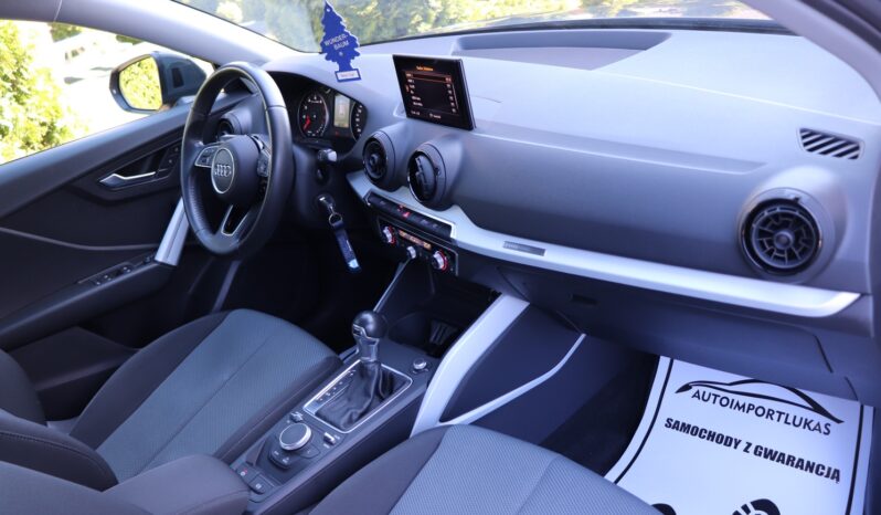 AUDI Q2  | 2017 | 150 KM | 1395cm3 | Szary full