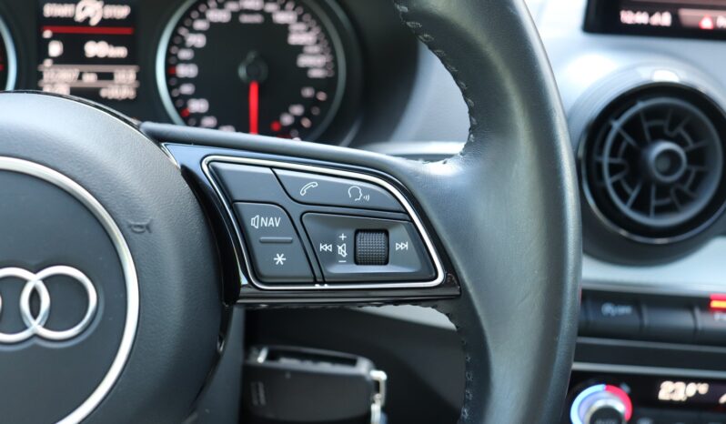 AUDI Q2  | 2017 | 150 KM | 1395cm3 | Szary full