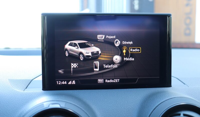 AUDI Q2  | 2017 | 150 KM | 1395cm3 | Szary full