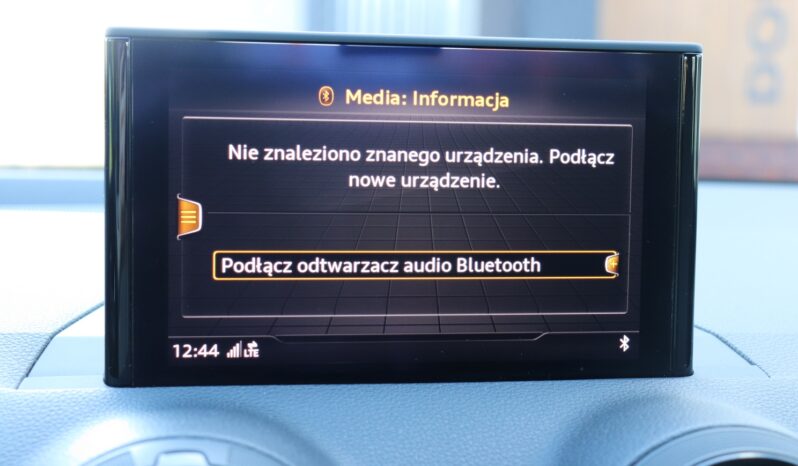 AUDI Q2  | 2017 | 150 KM | 1395cm3 | Szary full