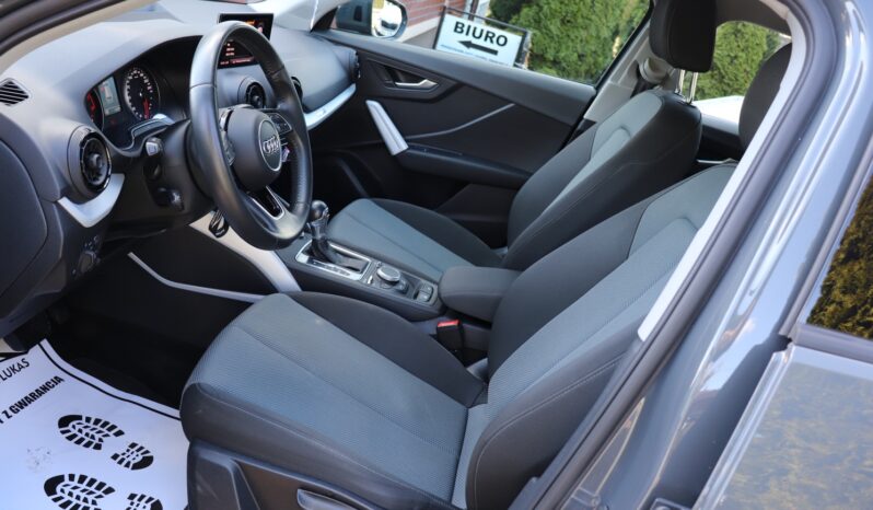 AUDI Q2  | 2017 | 150 KM | 1395cm3 | Szary full