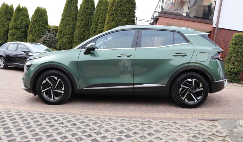 KIA Sportage  | 2023 | 136 KM | 1598cm3 | Zielony full