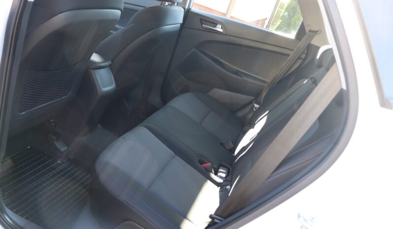 HYUNDAI Tucson  | 2020 | 132 KM | 1591cm3 | Biały full