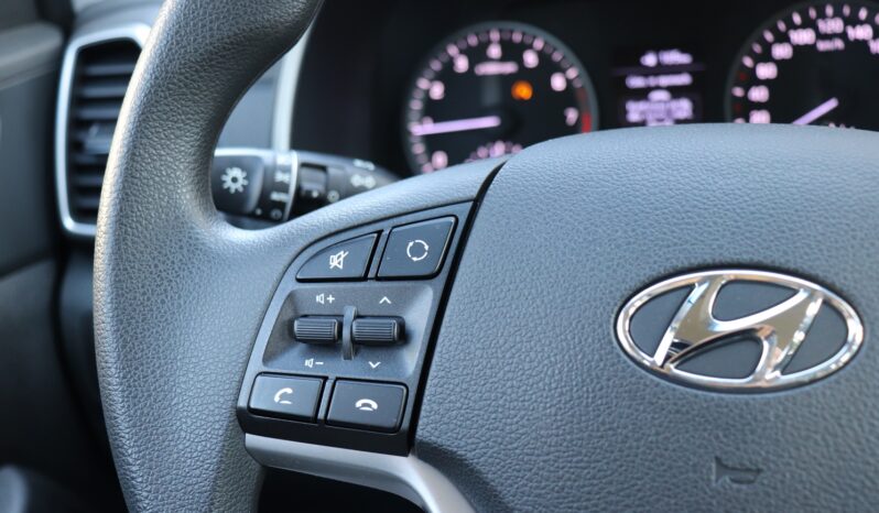HYUNDAI Tucson  | 2020 | 132 KM | 1591cm3 | Biały full