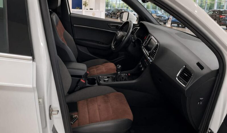 SEAT Ateca  | 2017 | 150 KM | 1395cm3 | Biały full