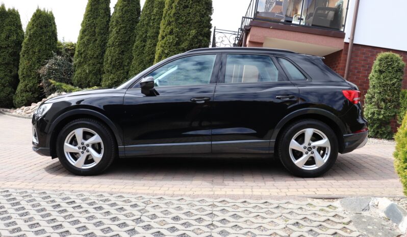 AUDI Q3  | 2022 | 150 KM | 1498cm3 | Czarny full