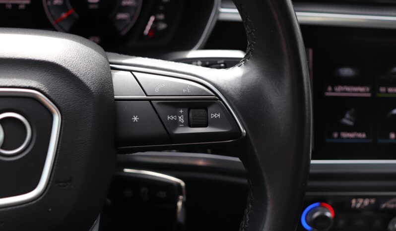 AUDI Q3  | 2022 | 150 KM | 1498cm3 | Czarny full