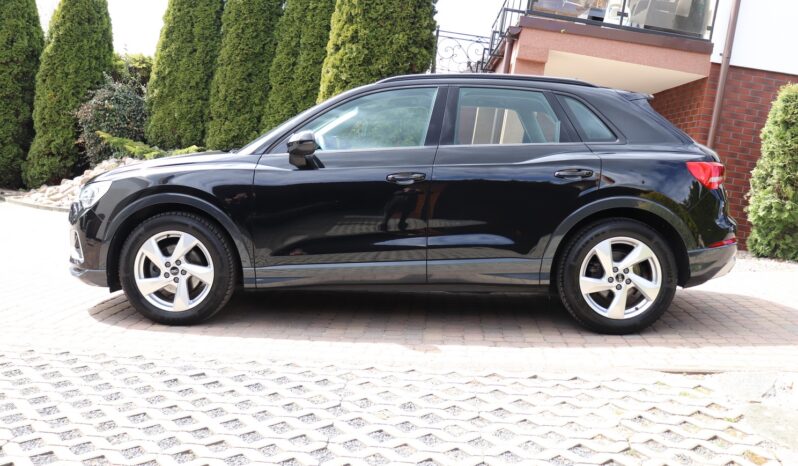 AUDI Q3  | 2022 | 150 KM | 1498cm3 | Czarny full