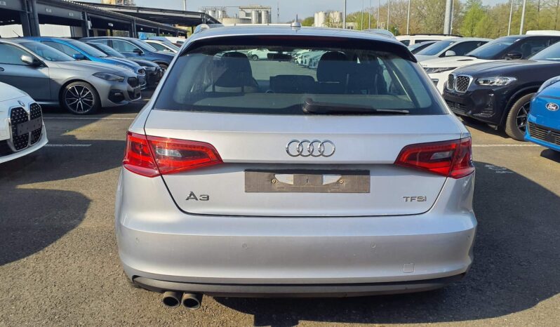AUDI A3  | 2015 | 125 KM | 1395cm3 | Srebrny full
