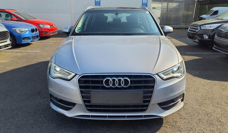 AUDI A3  | 2015 | 125 KM | 1395cm3 | Srebrny full