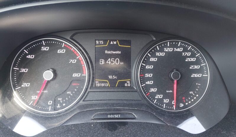 SEAT Leon  | 2015 | 150 KM | 1395cm3 | Niebieski full