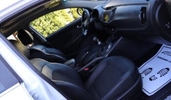 KIA Sportage  | 2011 | 136 KM | 1995cm3 | Biały full