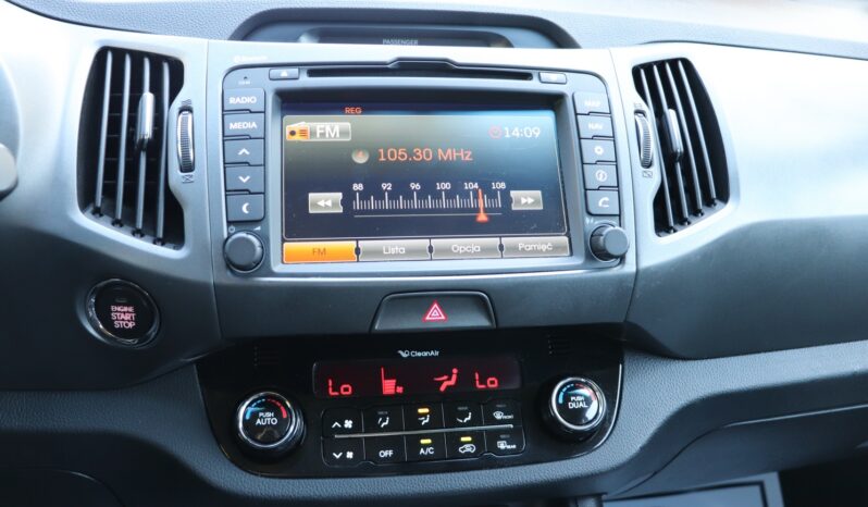 KIA Sportage  | 2011 | 136 KM | 1995cm3 | Biały full