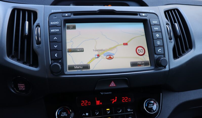 KIA Sportage  | 2011 | 136 KM | 1995cm3 | Biały full