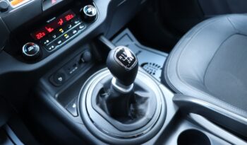 KIA Sportage  | 2011 | 136 KM | 1995cm3 | Biały full