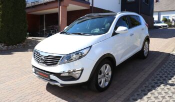 KIA Sportage  | 2011 | 136 KM | 1995cm3 | Biały full