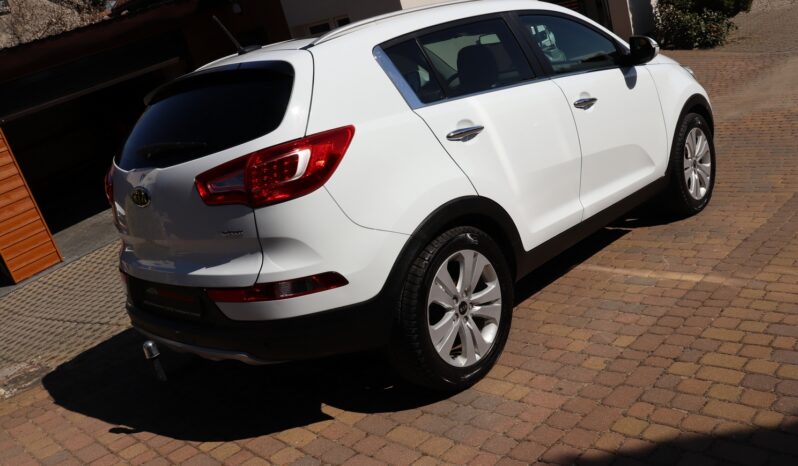 KIA Sportage  | 2011 | 136 KM | 1995cm3 | Biały full