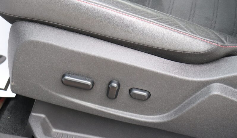 FORD Kuga  | 2019 | 180 KM | 1997cm3 | Biały full