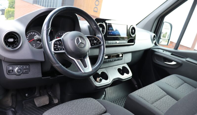 MERCEDES-BENZ Sprinter  | 2019 | 142 KM | 2143cm3 | Czarny full