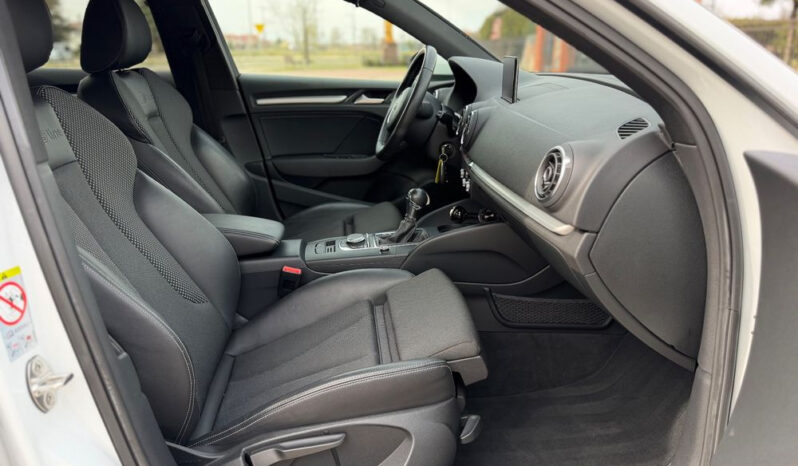 AUDI A3  | FWD (przód) | Automatyczna | 122 KM | Biały full