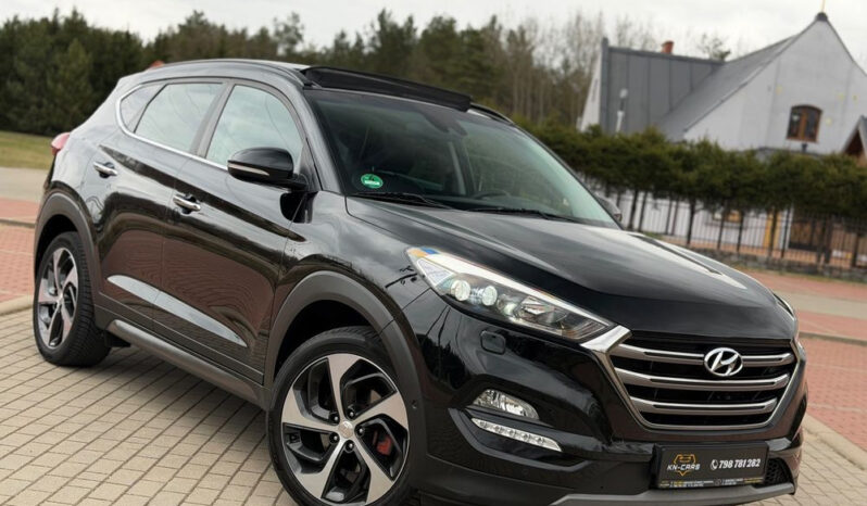 Hyundai Tucson  | 4X4 (Doł. Ręcznie) | Automatyczna | 185 Km | Czarny