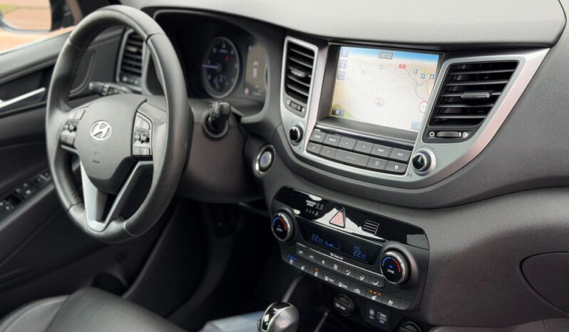 HYUNDAI Tucson  | 4×4 (doł. ręcznie) | Automatyczna | 185 KM | Czarny full