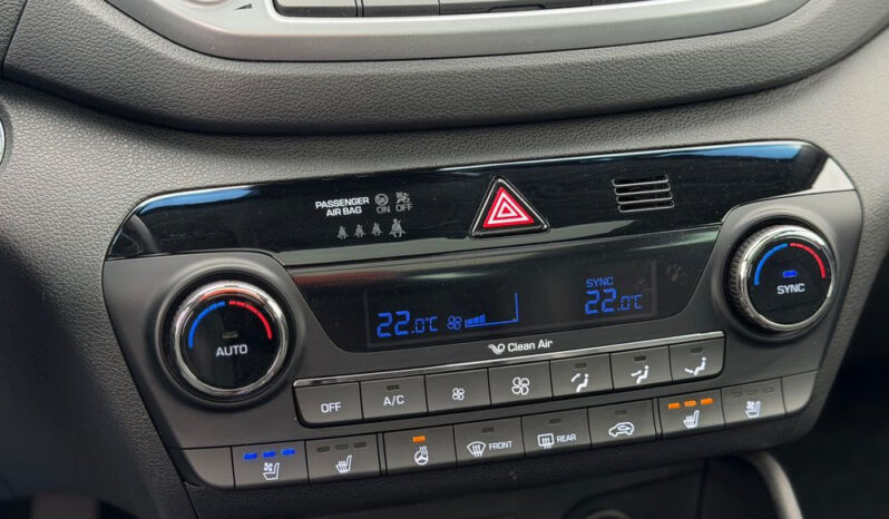 HYUNDAI Tucson  | 4×4 (doł. ręcznie) | Automatyczna | 185 KM | Czarny full