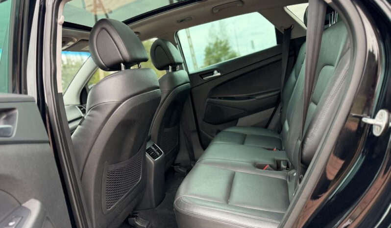 HYUNDAI Tucson  | 4×4 (doł. ręcznie) | Automatyczna | 185 KM | Czarny full