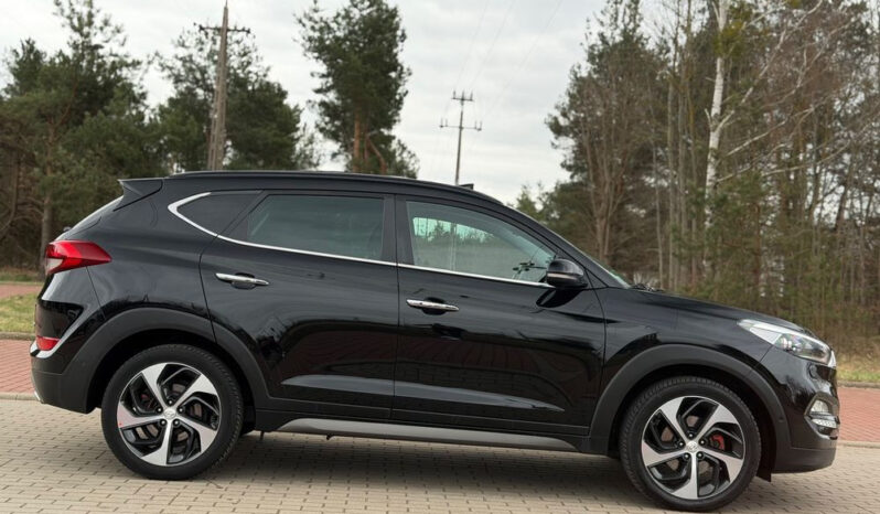 HYUNDAI Tucson  | 4×4 (doł. ręcznie) | Automatyczna | 185 KM | Czarny full