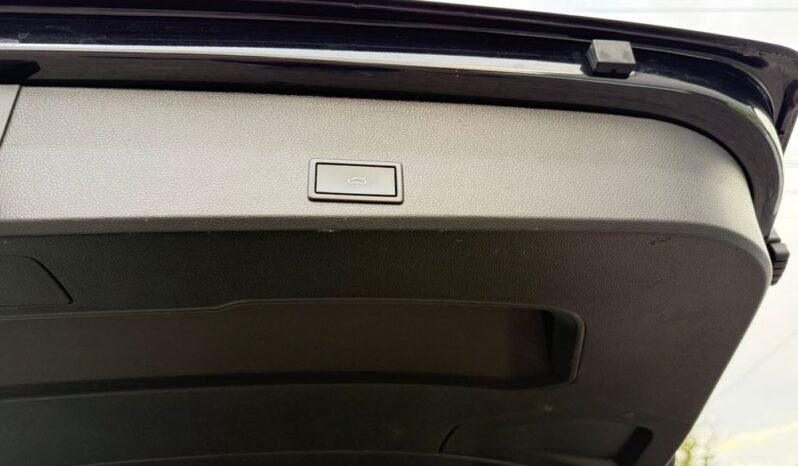 SEAT Ateca  | FWD (przód) | Automatyczna | 150 KM | Czarny full