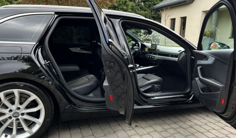 AUDI A4 Avant | FWD (przód) | Automatyczna | 190 KM | Czarny full