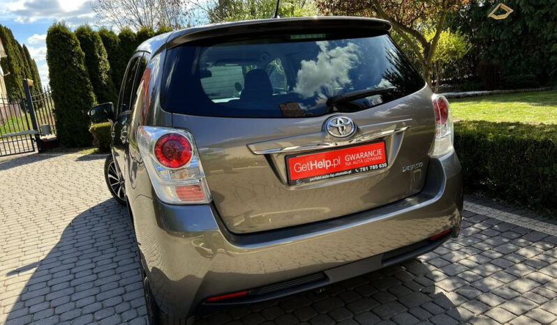 TOYOTA Verso | FWD (przód) | Manualna | 147 KM | Szary full