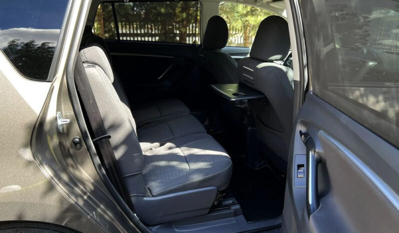 TOYOTA Verso | FWD (przód) | Manualna | 147 KM | Szary full