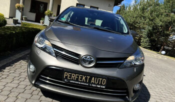 TOYOTA Verso | FWD (przód) | Manualna | 147 KM | Szary full