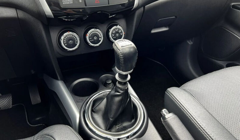 PEUGEOT 4008  | 4×4 (doł. ręcznie) | Manualna | 115 KM | Czarny full