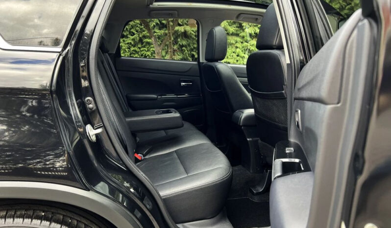 PEUGEOT 4008  | 4×4 (doł. ręcznie) | Manualna | 115 KM | Czarny full