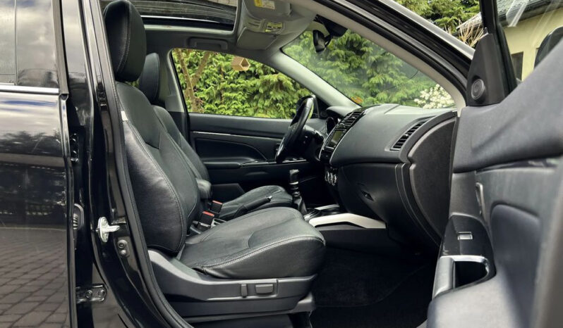 PEUGEOT 4008  | 4×4 (doł. ręcznie) | Manualna | 115 KM | Czarny full