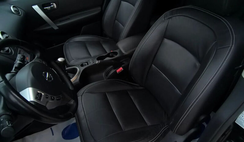 NISSAN Qashqai+2  | FWD (przód) | Manualna | 141 KM | Czarny full