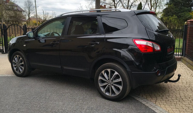 NISSAN Qashqai+2  | FWD (przód) | Manualna | 141 KM | Czarny full