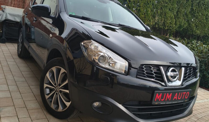 NISSAN Qashqai+2  | FWD (przód) | Manualna | 141 KM | Czarny full