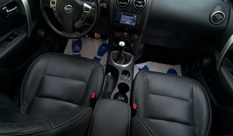 NISSAN Qashqai+2  | FWD (przód) | Manualna | 141 KM | Czarny full