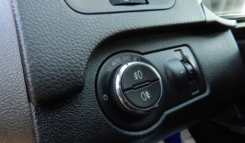 OPEL Insignia  | FWD (przód) | Manualna | 140 KM | Czarny full