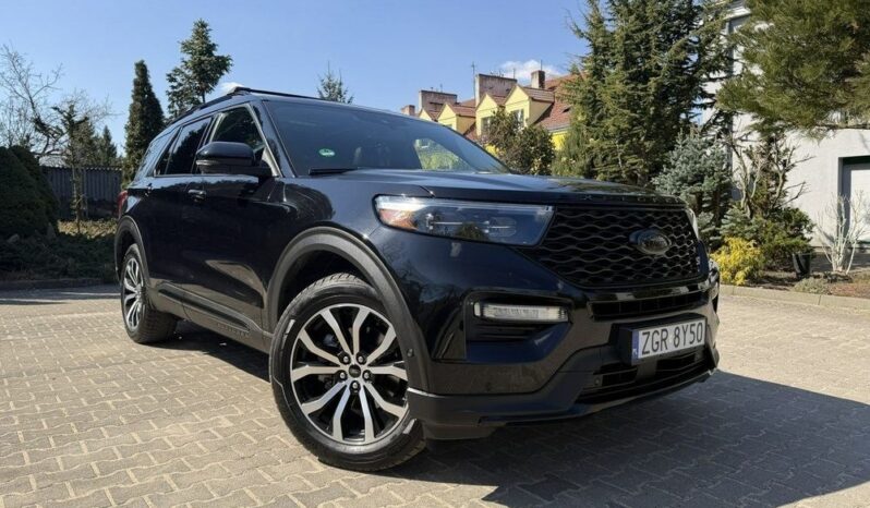 Ford Explorer  | 4X4 (Doł. Automatycznie) | Automatyczna | 401 Km | Czarny