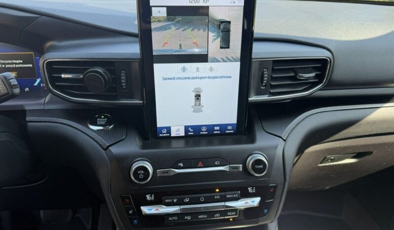 FORD Explorer  | 4×4 (doł. automatycznie) | Automatyczna | 401 KM | Czarny full