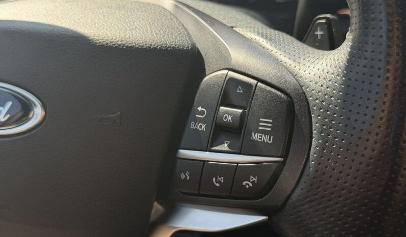 FORD Explorer  | 4×4 (doł. automatycznie) | Automatyczna | 401 KM | Czarny full