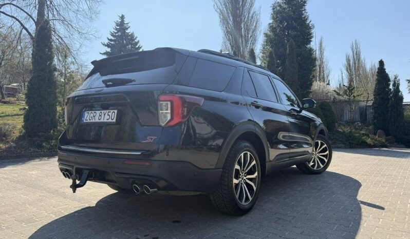 FORD Explorer  | 4×4 (doł. automatycznie) | Automatyczna | 401 KM | Czarny full