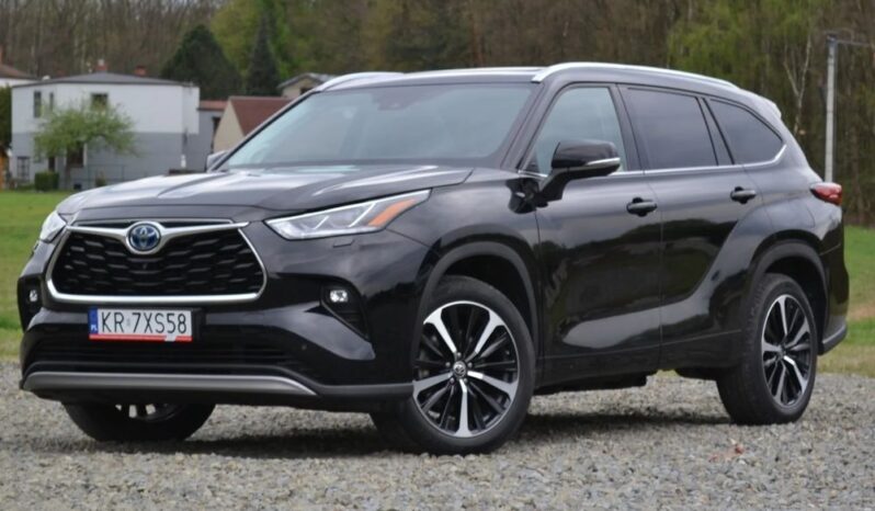 Toyota Highlander | 4X4 (Doł. Automatycznie) | Automatyczna | 248 Km | Czarny