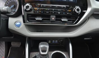 TOYOTA Highlander | 4×4 (doł. automatycznie) | Automatyczna | 248 KM | Czarny full